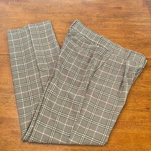 Maurices Pleated Plaid Trouser - size 8